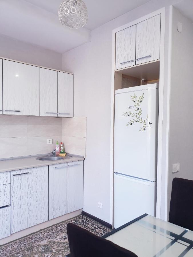 Apartments Paritet Bișkek Exterior foto