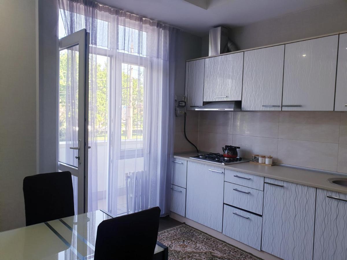 Apartments Paritet Bișkek Exterior foto