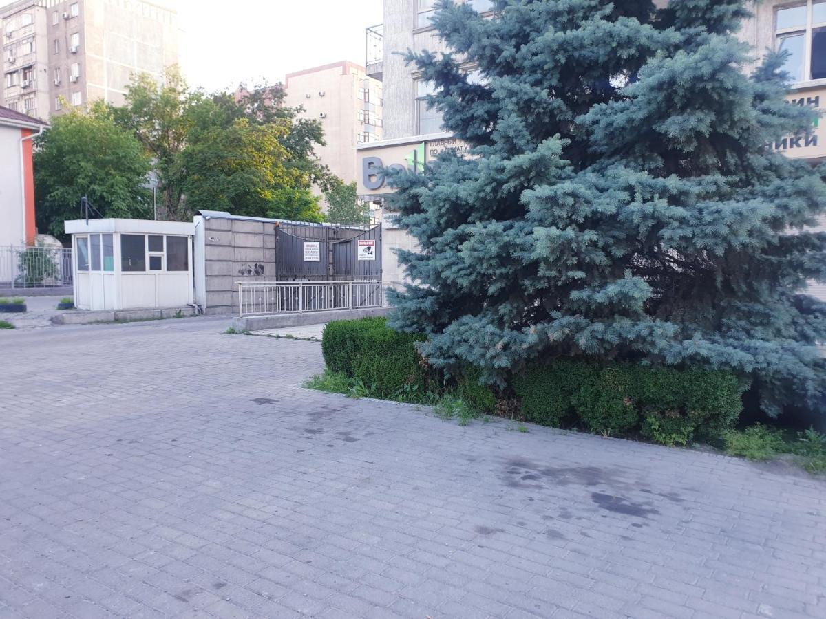 Apartments Paritet Bișkek Exterior foto